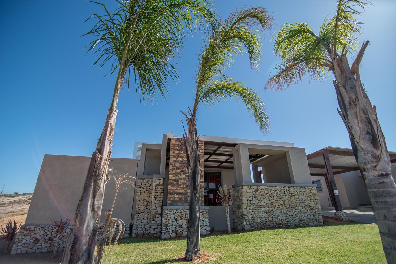 Letsatsi Lodge Vanrhynsdorp Eksteriør bilde